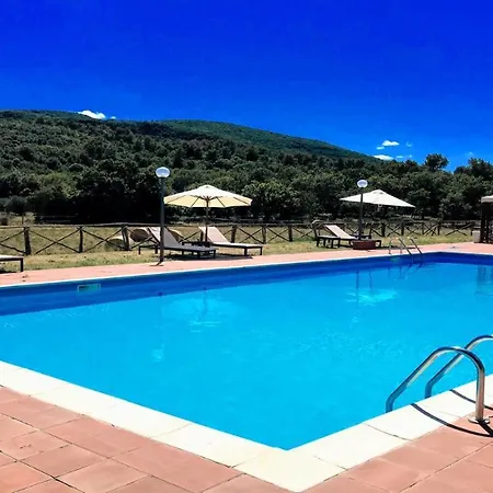 Villa Vallocchia - Sleeps 18 Exclusive Poolgrounds 4 Villa Borgiano (Perugia)