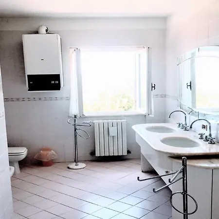 Villa Vallocchia - Sleeps 18 Exclusive Poolgrounds 4 Borgiano (Perugia)